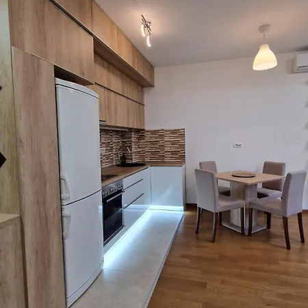 Appartement Porodicno-poslovni Udoban Stan