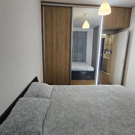 Appartement Porodicno-poslovni Udoban Stan *